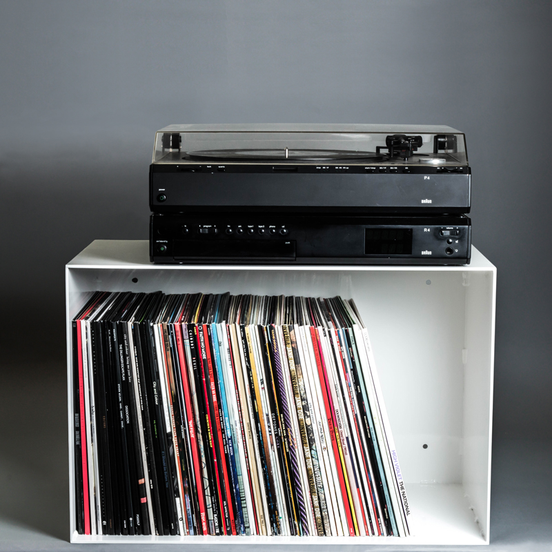 Steel shelf | 4mm steel | White | Bauhaus | Industrial design | Laser cut