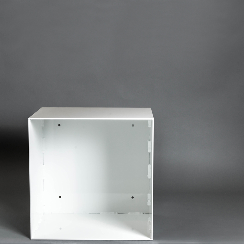 Steel shelf | 4mm steel | White | Record shelf | Industrial design | Laser cut