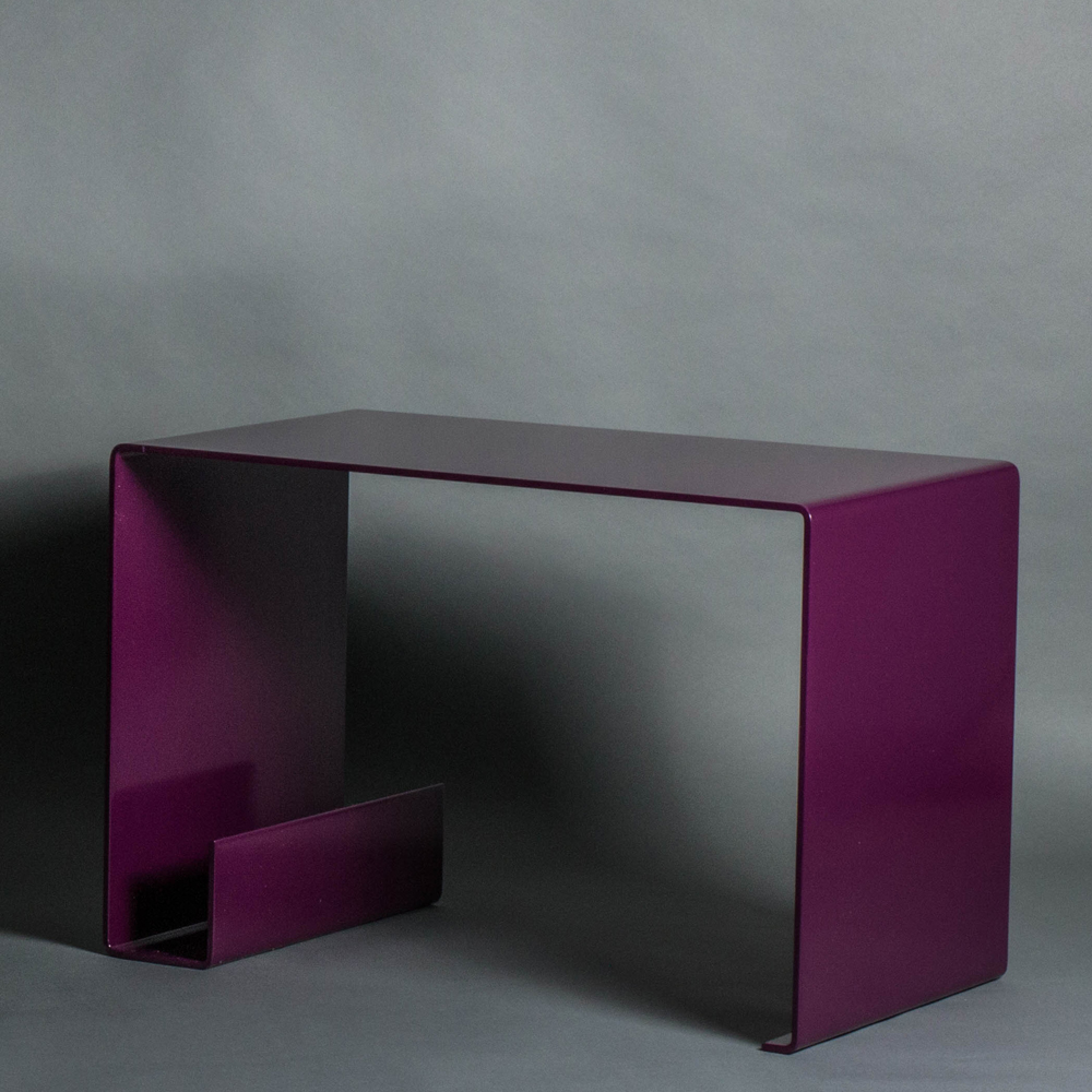 Couch table | 6 mm curved crude steel | purple | Side table | Table | Bauhaus | Modern